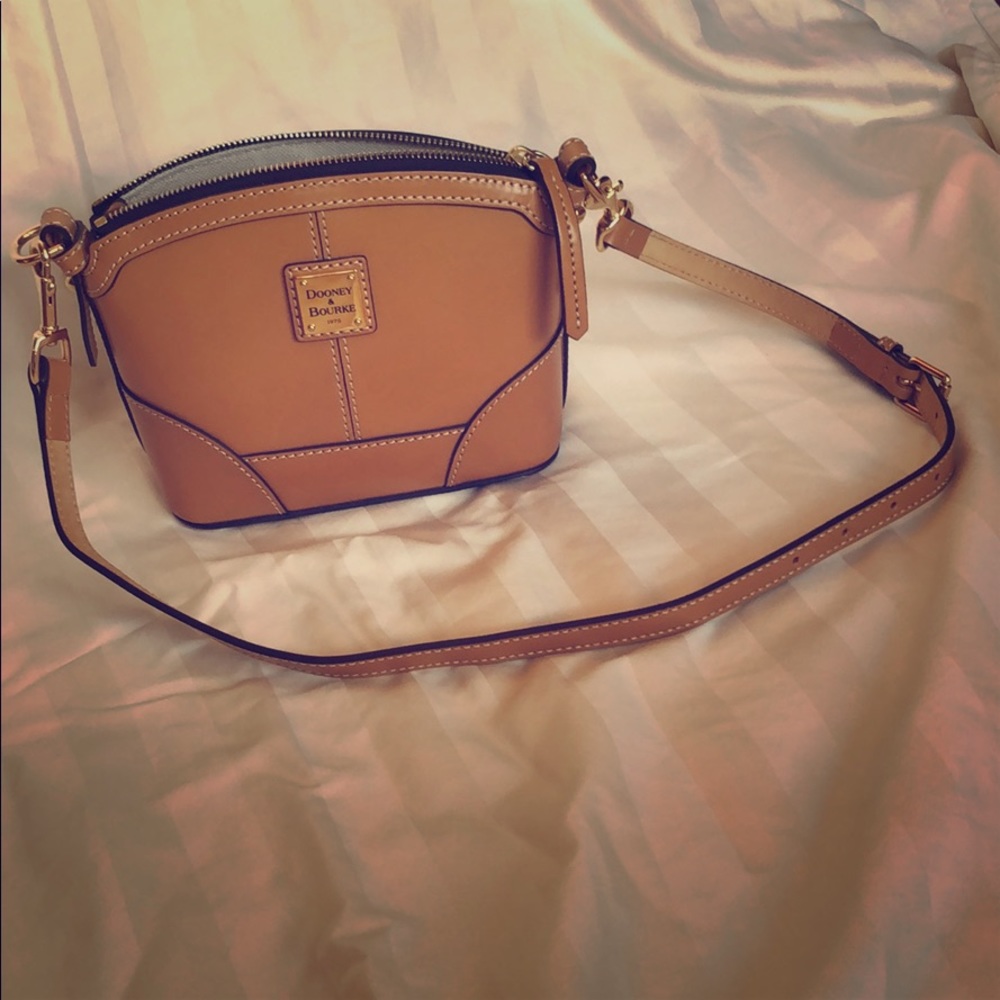 Dooney & Bourke domed shoulder bag
